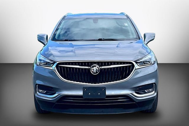 Used 2020 Buick Enclave Essence w/ Sound and Sites Package AWD/4WD image 3