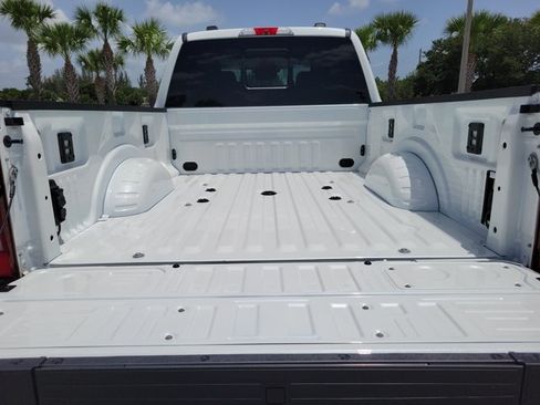 New 2026 Ford F350 Platinum w/ Platinum Plus Package AWD/4WD image 11