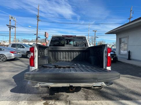 Used 2022 Chevrolet Silverado 1500 LTZ w/ Technology Package image 33