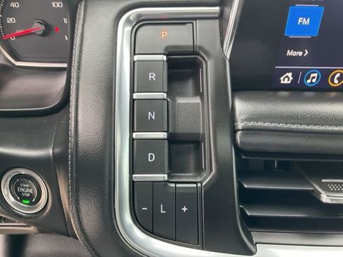 Used 2021 Chevrolet Tahoe Z71 w/ Rear Media and Nav Package image 21