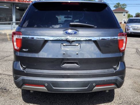 Used 2019 Ford Explorer XLT FWD image 12