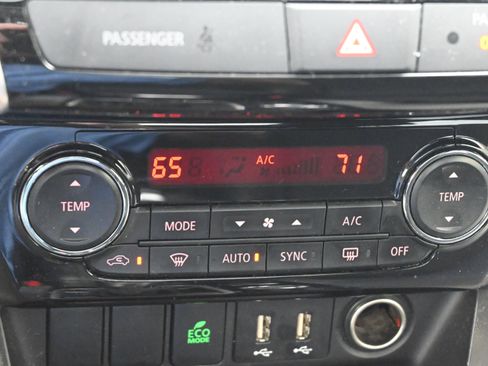 Used 2023 Mitsubishi Eclipse Cross SE image 20