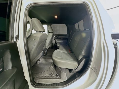 Used 2022 RAM 3500 Tradesman image 27