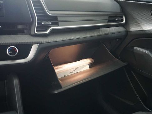 Used 2024 Kia Sportage LX image 20