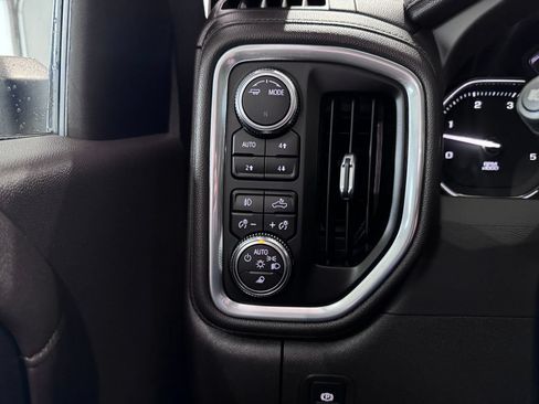 Certified 2022 GMC Sierra 3500 Denali AWD/4WD image 28