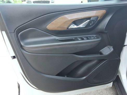Used 2021 GMC Terrain SLE w/ Elevation Edition FWD image 22