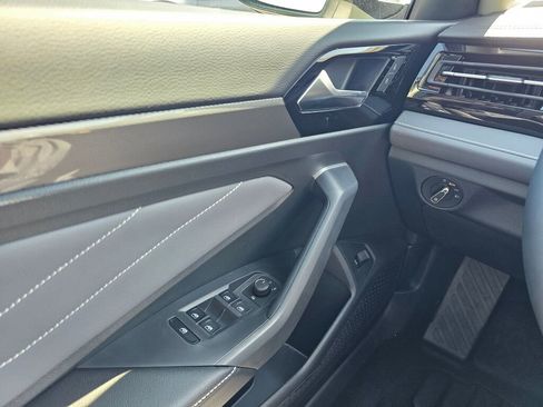 New 2026 Volkswagen Jetta SEL FWD image 27