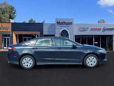 Used 2014 Ford Fusion S FWD image 3