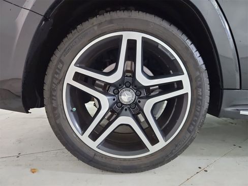 Used 2017 Mercedes-Benz GLS 550 4MATIC image 13