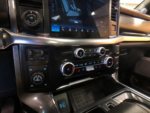 Certified 2023 Ford F150 Lariat w/ Equipment Group 502A High image 17