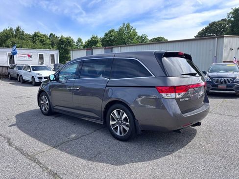 Used 2016 Honda Odyssey Touring Elite image 2