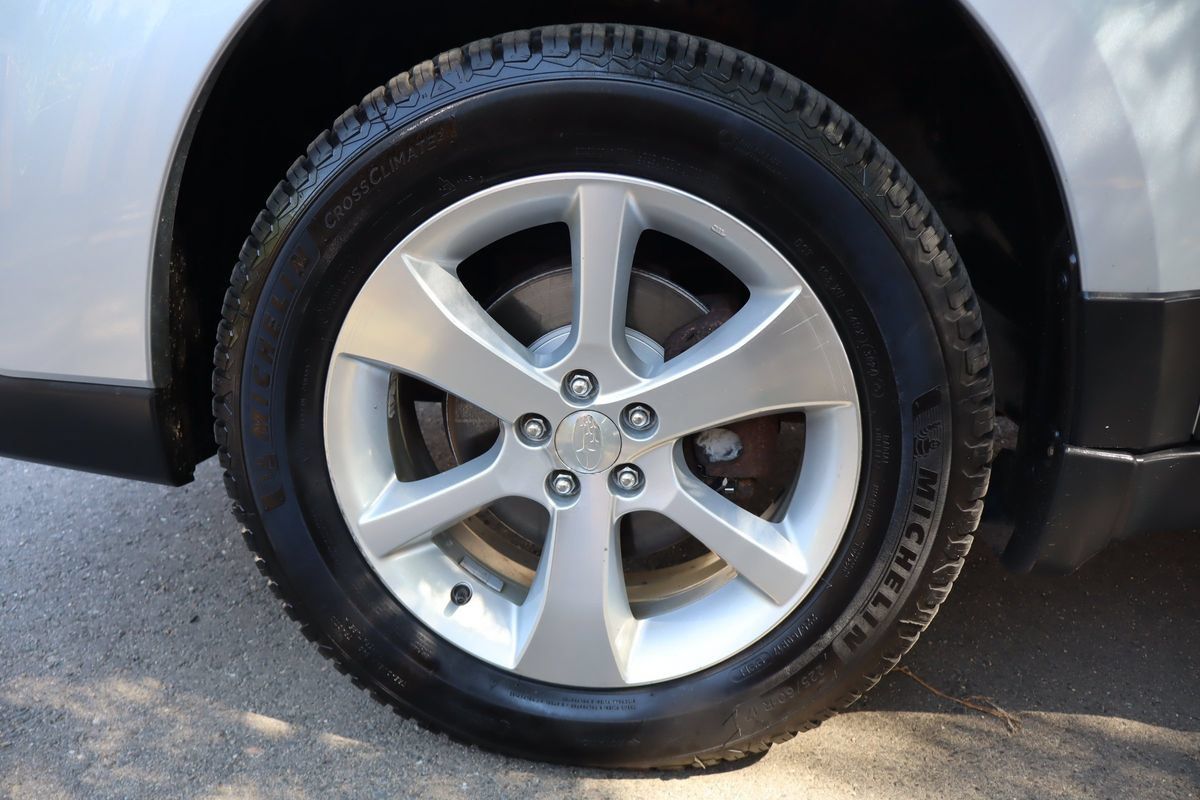 Used 2014 Subaru Outback 2.5i Limited w/ Moonroof Package AWD/4WD image 42