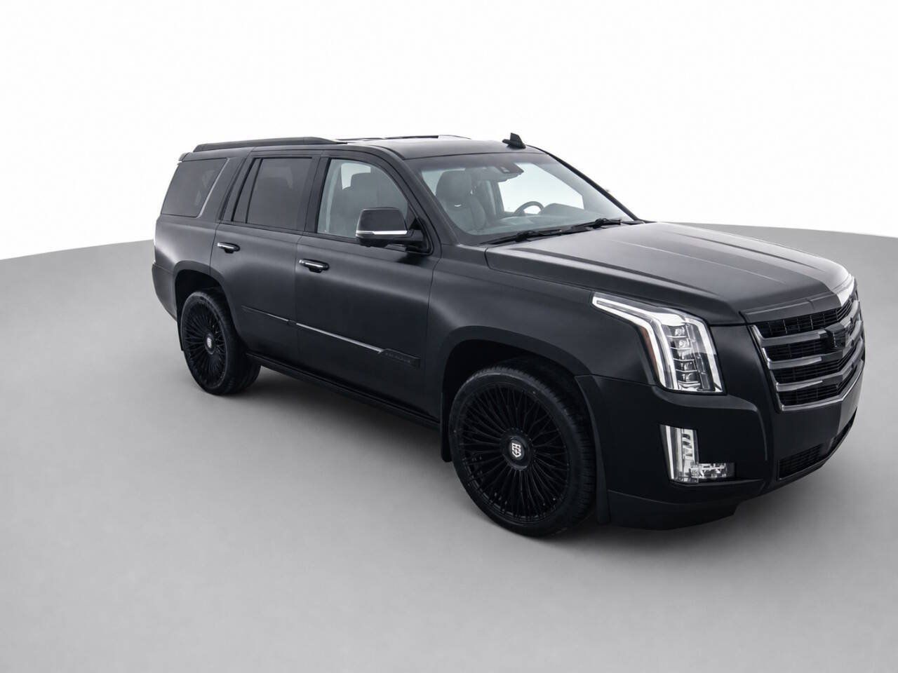 Used 2015 Cadillac Escalade Premium AWD/4WD image 3