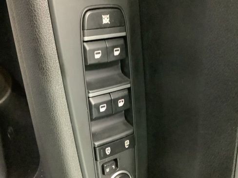 Certified 2023 Kia Forte LXS FWD image 18