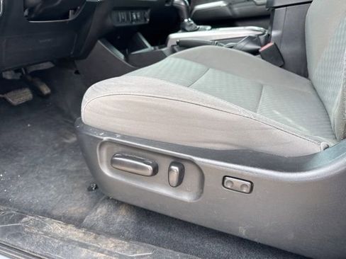 Used 2022 Toyota Tacoma SR5 RWD image 20