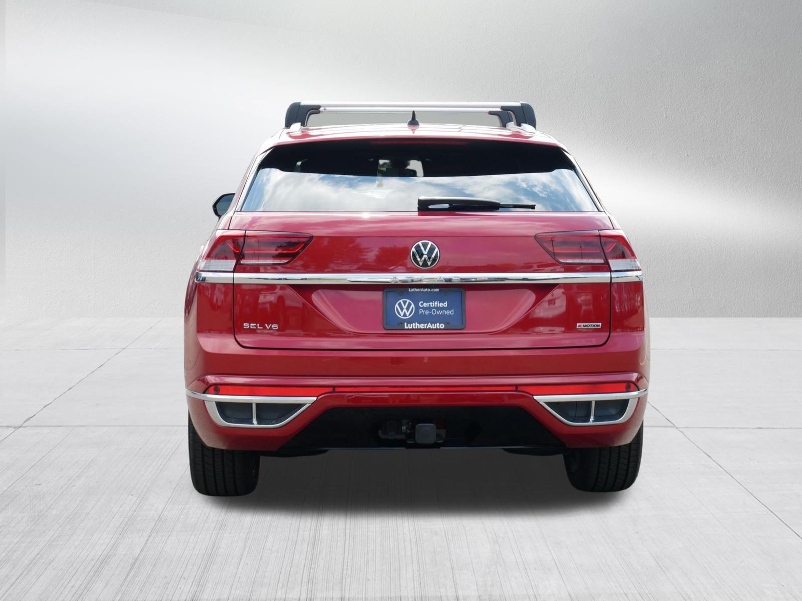 Certified 2022 Volkswagen Atlas Cross Sport SEL Premium R-Line AWD/4WD image 6