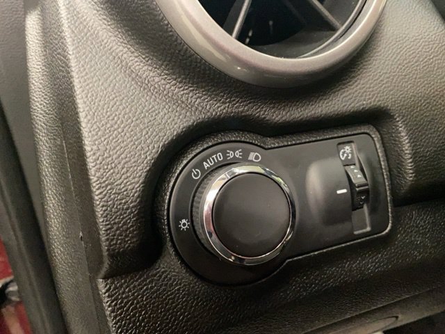 Used 2016 Chevrolet Trax LS AWD/4WD image 30