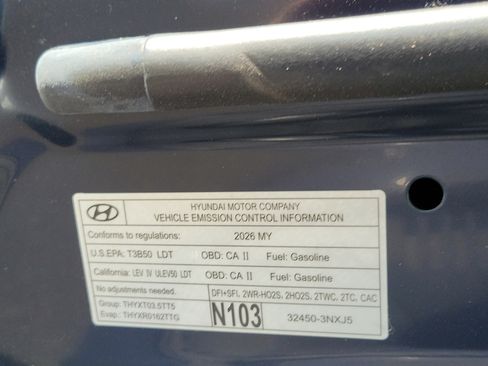 Certified 2026 Genesis GV80 3.5T Prestige AWD/4WD image 24