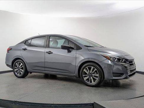 Used 2024 Nissan Versa S w/ S Plus Package FWD image 11