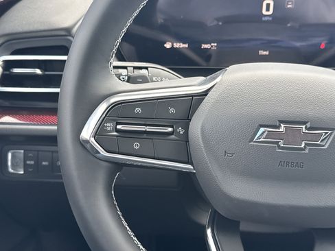 New 2026 Chevrolet Traverse Z71 w/ Driver Confidence Package image 18