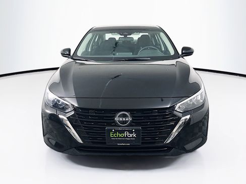 Used 2024 Nissan Sentra S FWD image 2