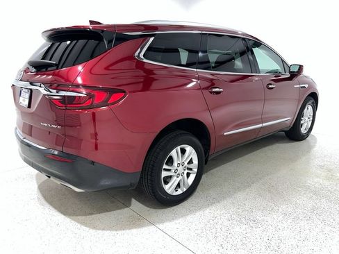 Used 2019 Buick Enclave Essence FWD image 5