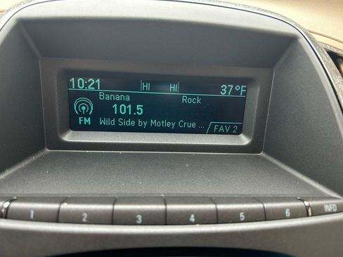 Used 2010 Buick LaCrosse CX image 21