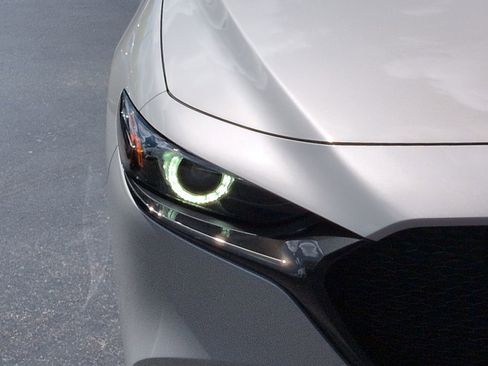 New 2026 MAZDA MAZDA3 2.5 S Hatchback w/ Premium Pkg FWD image 10