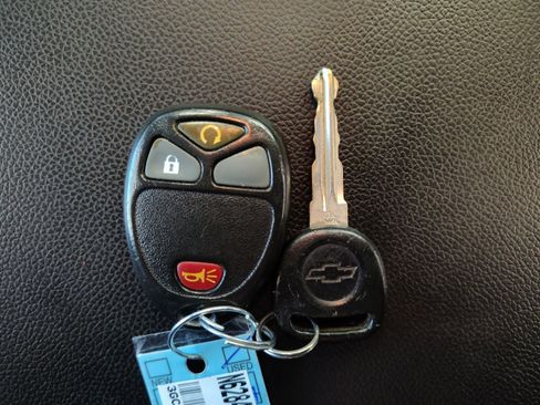 Used 2009 Chevrolet Silverado 1500 LT w/ Power Pack Plus RWD image 23