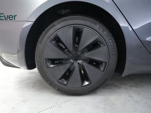 Used 2025 Tesla Model 3 Long Range RWD image 22