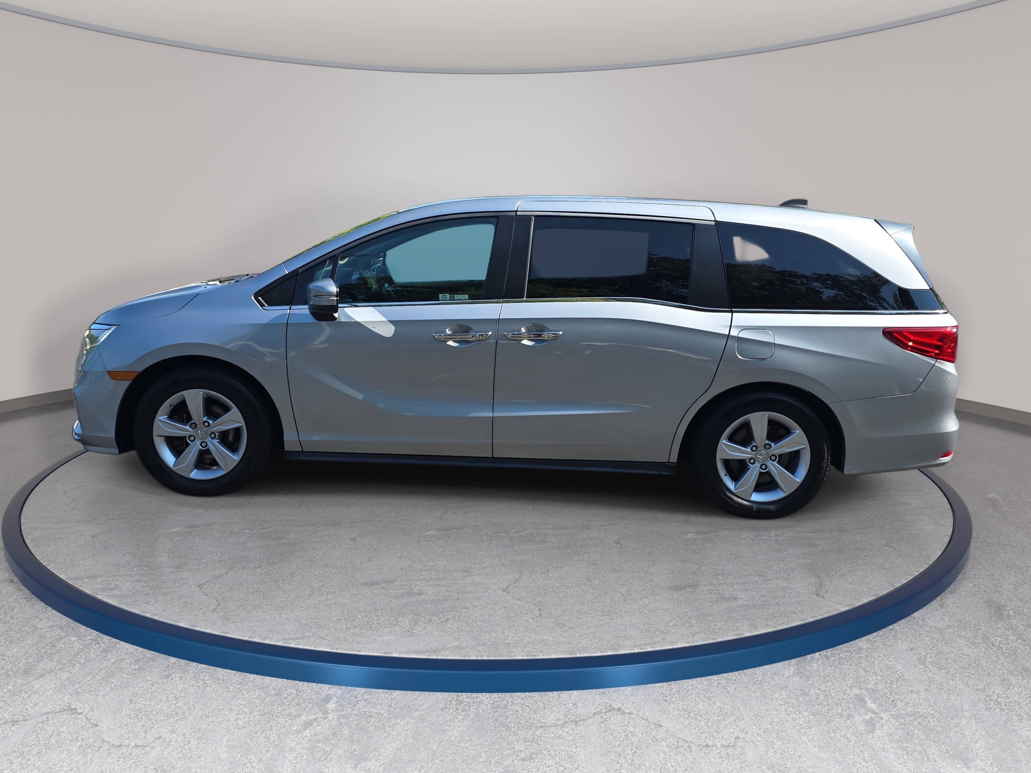 Used 2019 Honda Odyssey EX-L image 8
