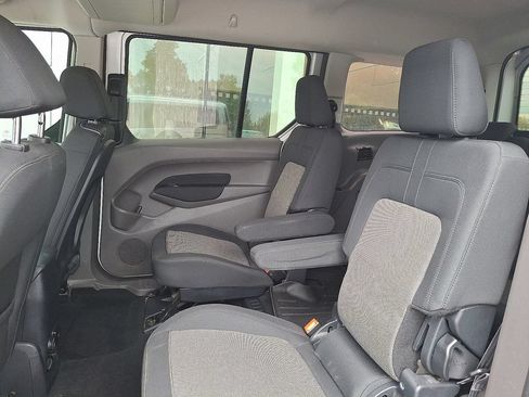 Used 2022 Ford Transit Connect XL FWD image 11