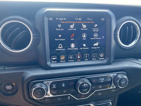 Used 2023 Jeep Wrangler Unlimited Sahara w/ Cold Weather Group AWD/4WD image 28