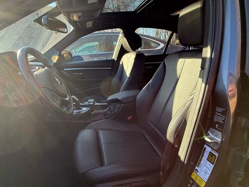Used 2018 BMW 330i xDrive Sedan w/ Convenience Package image 2
