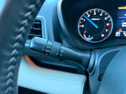 Used 2019 Subaru Ascent Touring image 19
