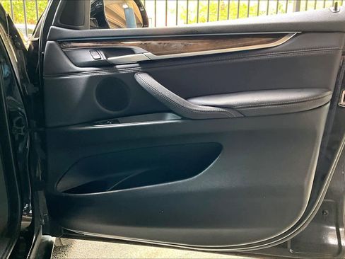 Used 2018 BMW X5 sDrive35i RWD image 22