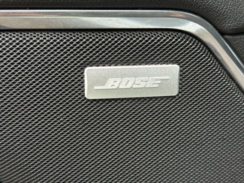 Used 2024 Chevrolet Silverado 2500 LTZ w/ LTZ Convenience Package AWD/4WD image 15