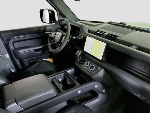 Used 2024 Land Rover Defender 110 Carpathian Edition AWD/4WD image 31