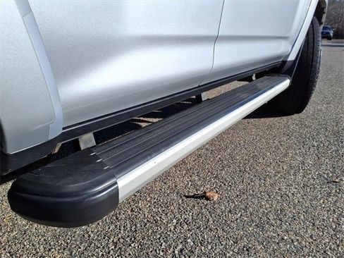 Used 2015 Toyota 4Runner SR5 image 5