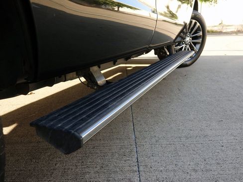 Used 2020 Ford Expedition Limited image 35