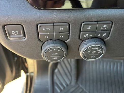 New 2026 Chevrolet Silverado 3500 LTZ w/ LTZ Plus Package AWD/4WD image 30