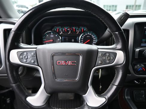 Used 2018 GMC Sierra 1500 SLT image 19