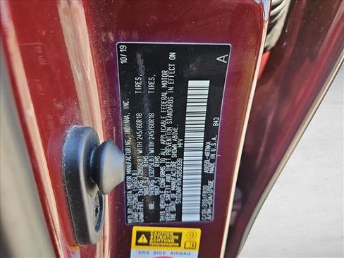 Used 2019 Toyota Highlander LE FWD image 23