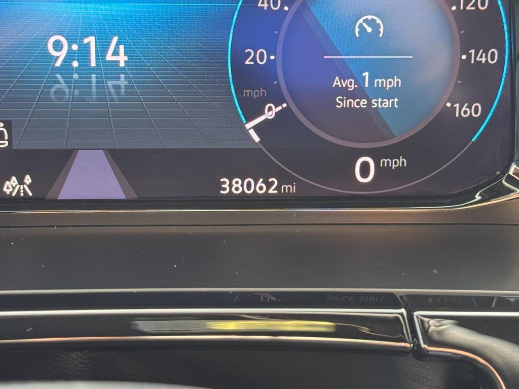 Used 2025 Volkswagen Atlas Cross Sport SE FWD image 26