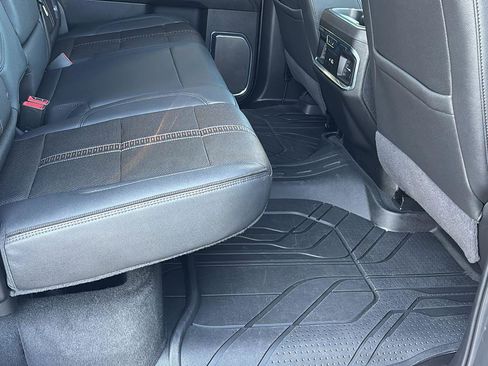 Certified 2024 Chevrolet Silverado 2500 High Country w/ Technology Package image 19