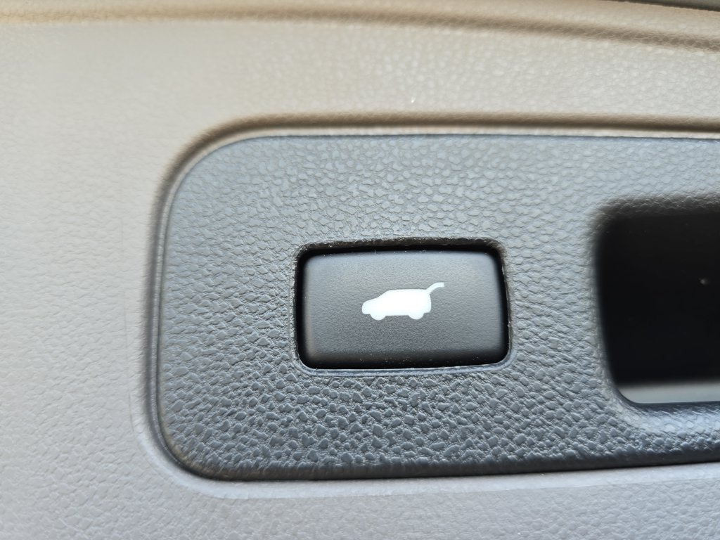 Used 2016 Honda Odyssey Touring image 14