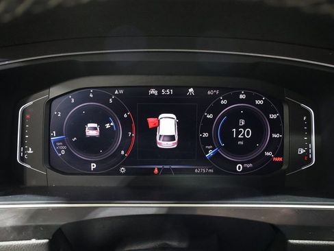 Used 2021 Volkswagen Tiguan SEL Premium R-Line image 43