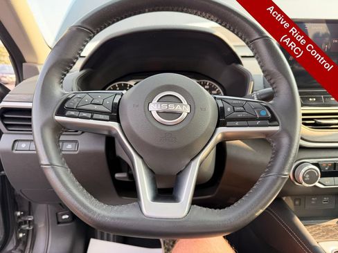 Used 2023 Nissan Altima 2.5 SV w/ SV Premium Package FWD image 23