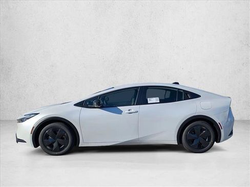 New 2026 Toyota Prius Plug-In Hybrid image 5