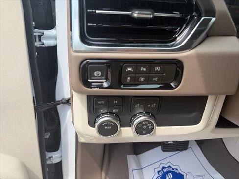 New 2026 GMC Yukon Denali w/ Sun & Power Step Package AWD/4WD image 19